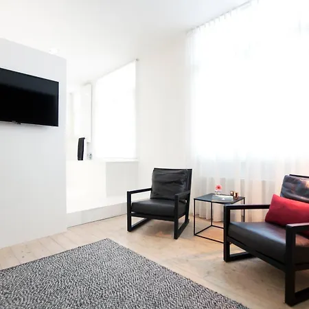 فندق مبيت وإفطار Maison Nationale Flats & أنتويرب