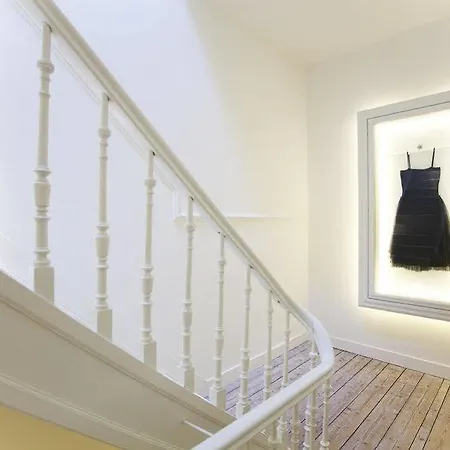 Maison Nationale Flats & 5* Антверпен